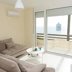 https://sunset-apartment-bougainville-bay.albaniahotels.org
